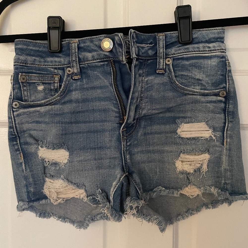 American Eagle Outfitters Hi-Rise Shortie (Distressed Denim) | Size 0